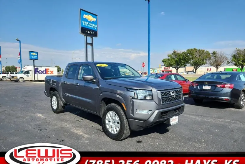2024 Nissan Frontier SV photo 1