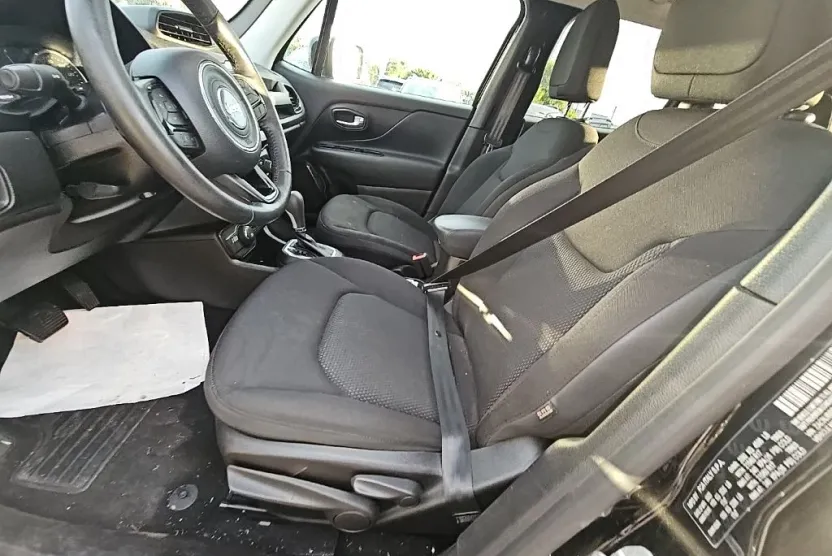 2020 Jeep Renegade Altitude photo 1