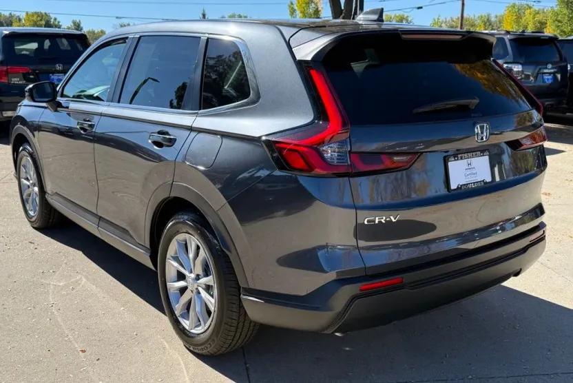 2025 Honda CR-V EX photo 1