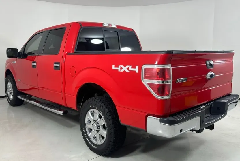 2013 Ford F-150 XLT photo 1