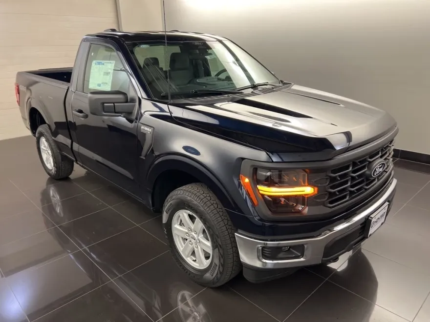 2025 Ford F-150 XL photo 1