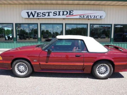 1988 Ford Mustang GT photo 4