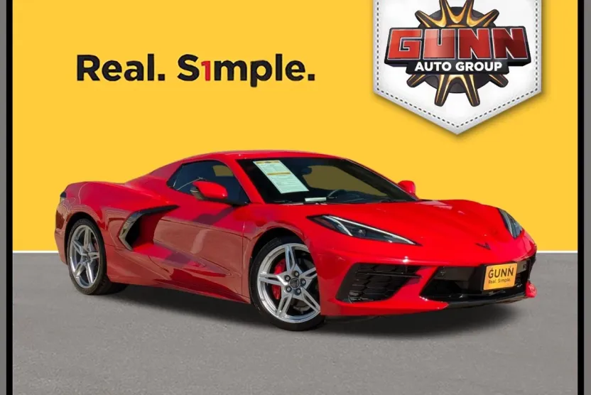 2022 Chevrolet Corvette 2LT photo 1