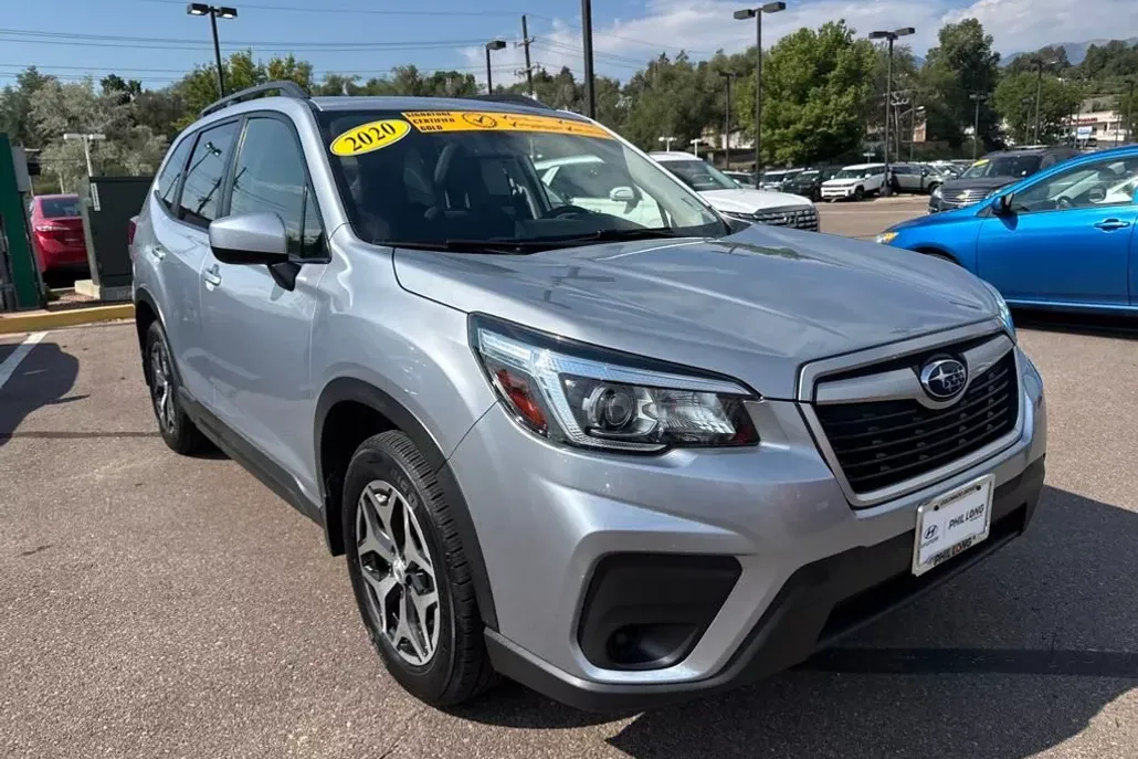 2020 Subaru Forester Premium photo 1