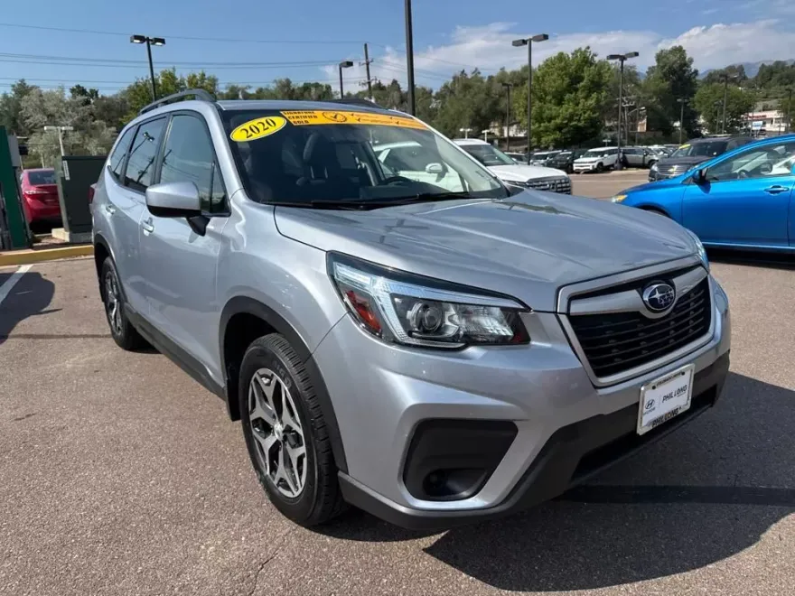 2020 Subaru Forester Premium photo 1