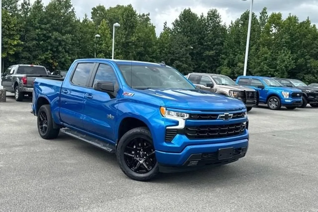 2023 Chevrolet Silverado 1500 RST photo 1
