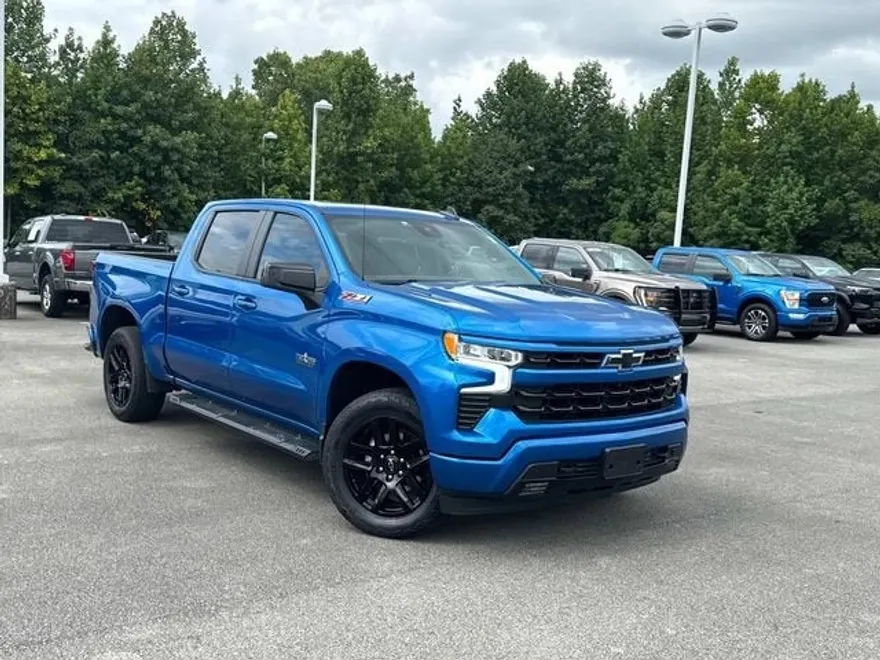 2023 Chevrolet Silverado 1500 RST photo 1