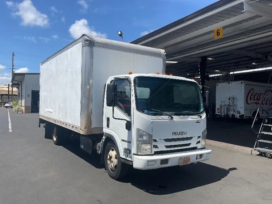 2016 Isuzu NPR photo 1