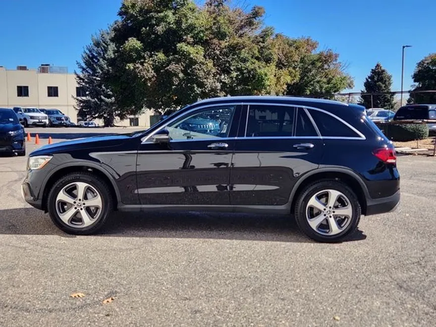 2022 Mercedes Benz GLC 300 4MATIC photo 1