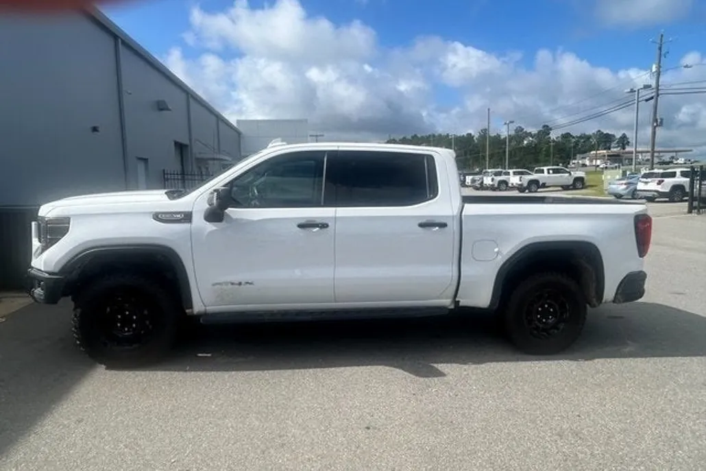 2024 Gmc Sierra 1500 AT4X photo 1