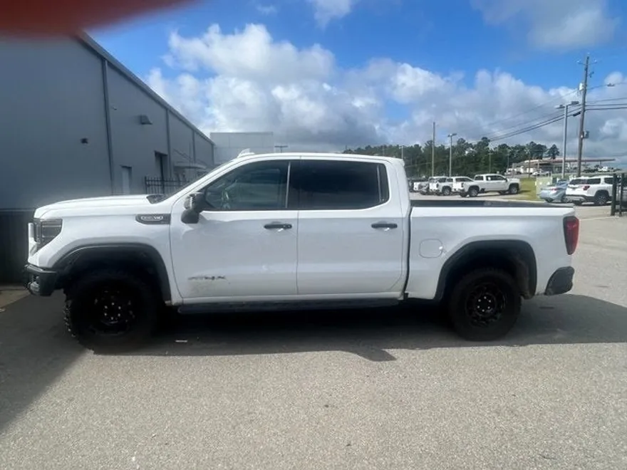 2024 Gmc Sierra 1500 AT4X photo 1
