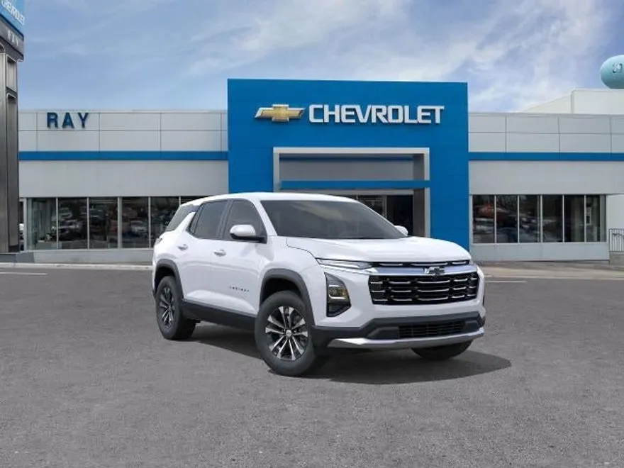 2026 Chevrolet Equinox LT photo 1