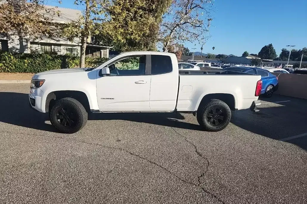 2018 Chevrolet Colorado Work Truck photo 1