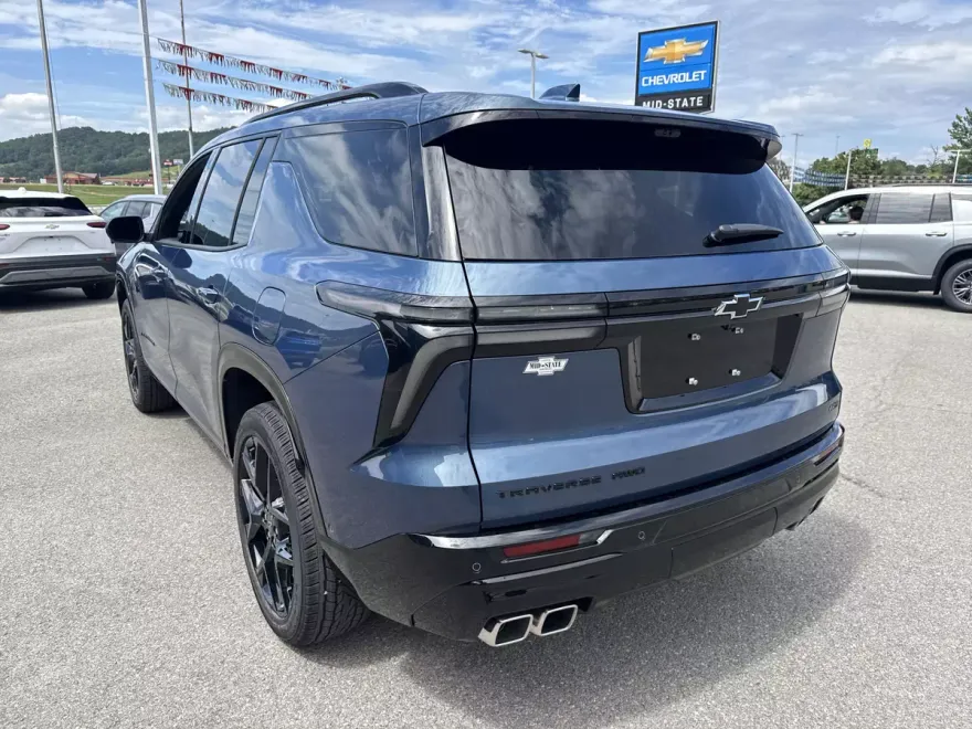 2026 Chevrolet Traverse RS photo 1