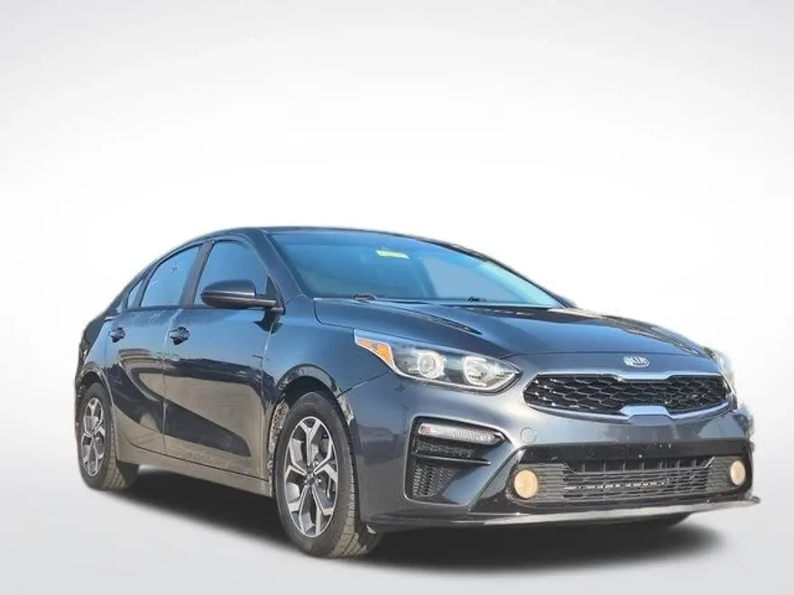 2019 Kia Forte LXS photo 1