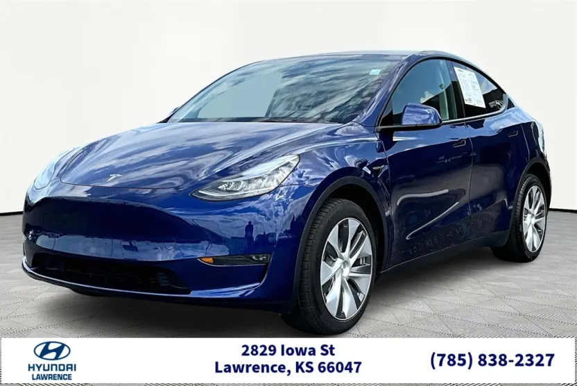 2023 Tesla Model Y Standard Range photo 1