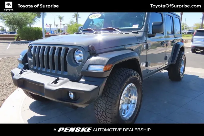 2019 Jeep Wrangler Unlimited Sport S photo 1