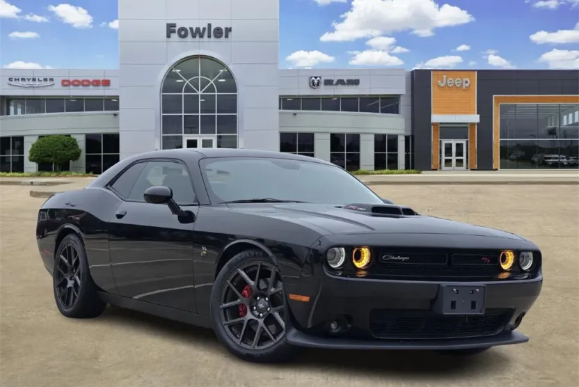 2018 Dodge Challenger 392 Scat Pack Shaker photo 1