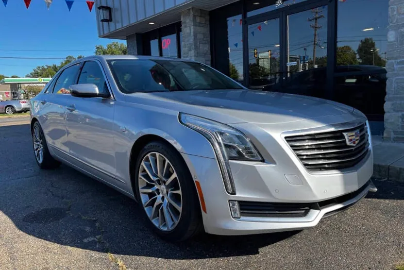 2018 Cadillac CT6 Luxury photo 1
