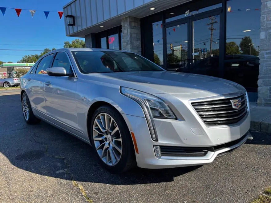 2018 Cadillac CT6 Luxury photo 1