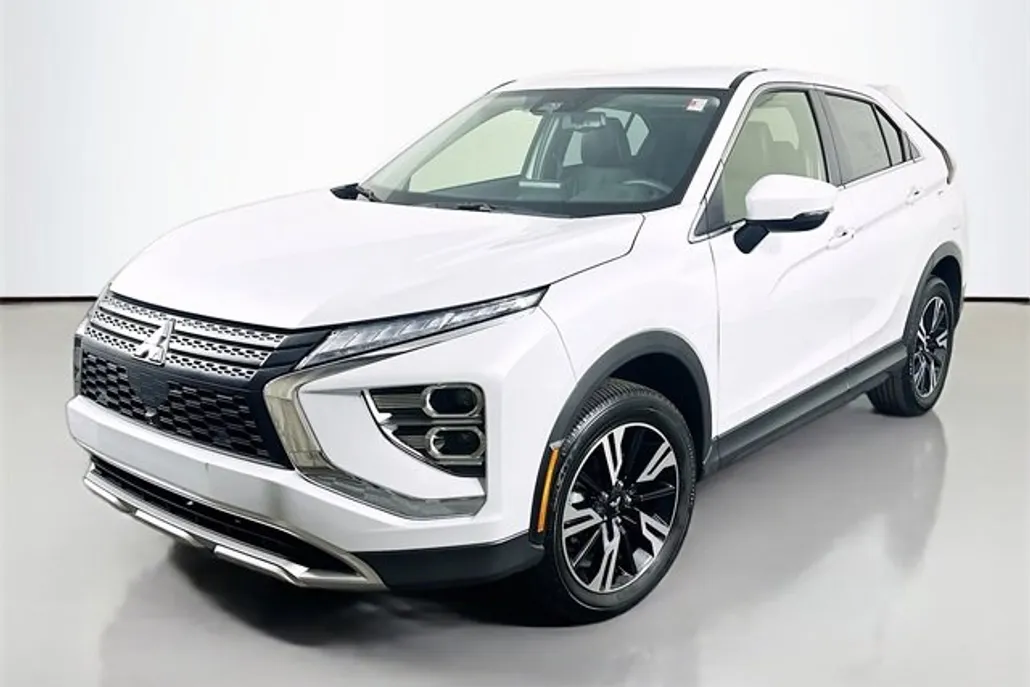 2024 Mitsubishi Eclipse Cross SEL photo 1