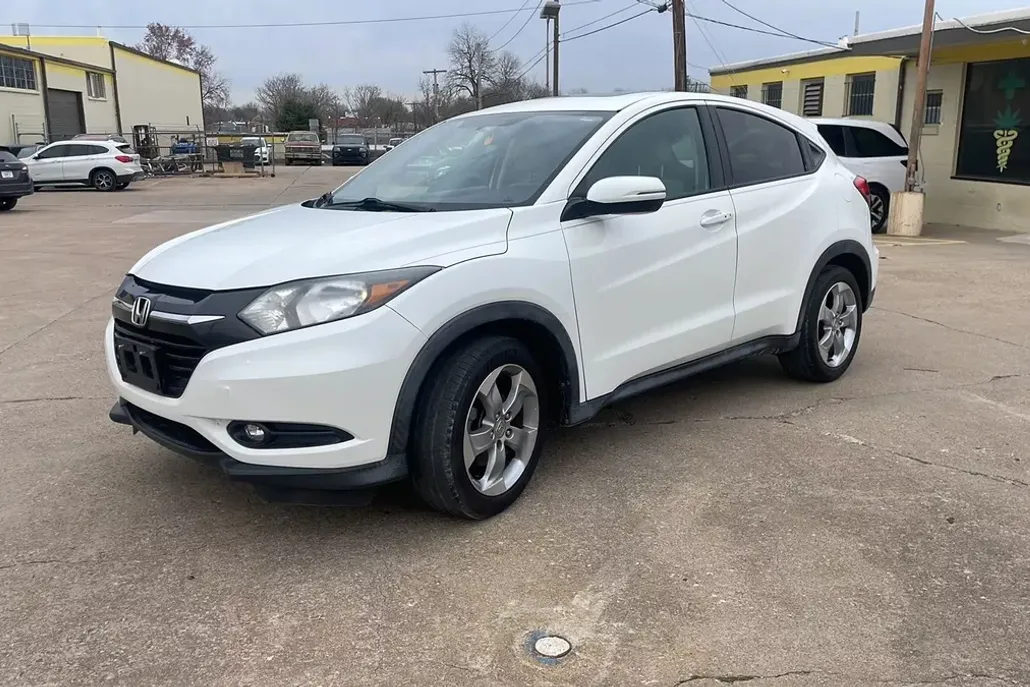 2017 Honda HR-V EX Sport photo 1