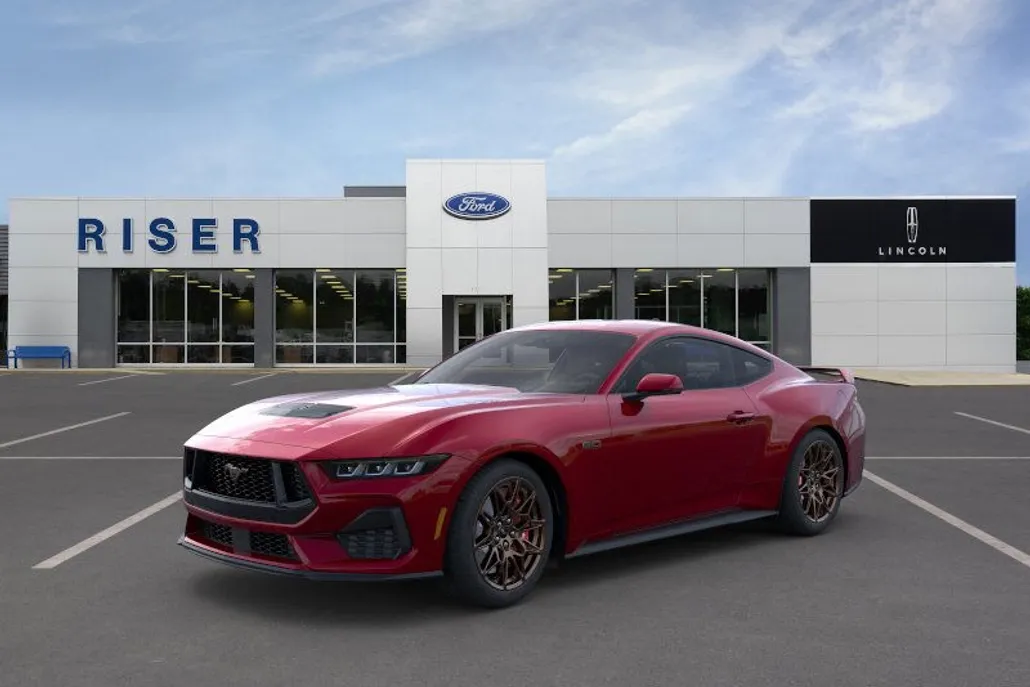 2025 Ford Mustang GT Premium photo 1
