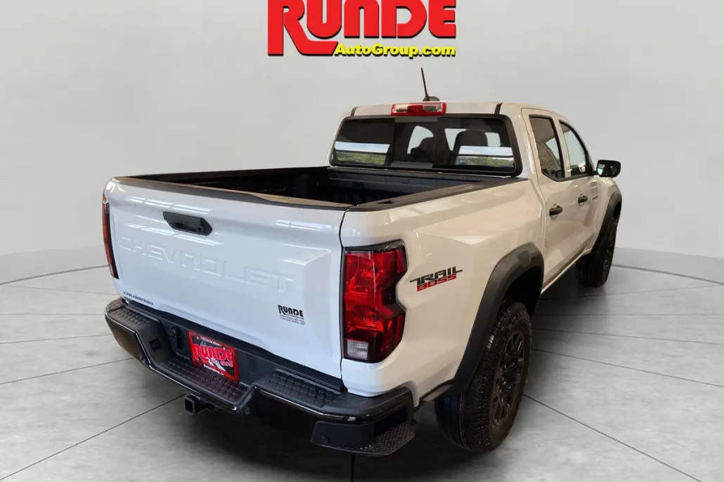 2026 Chevrolet Colorado Trail Boss photo 1