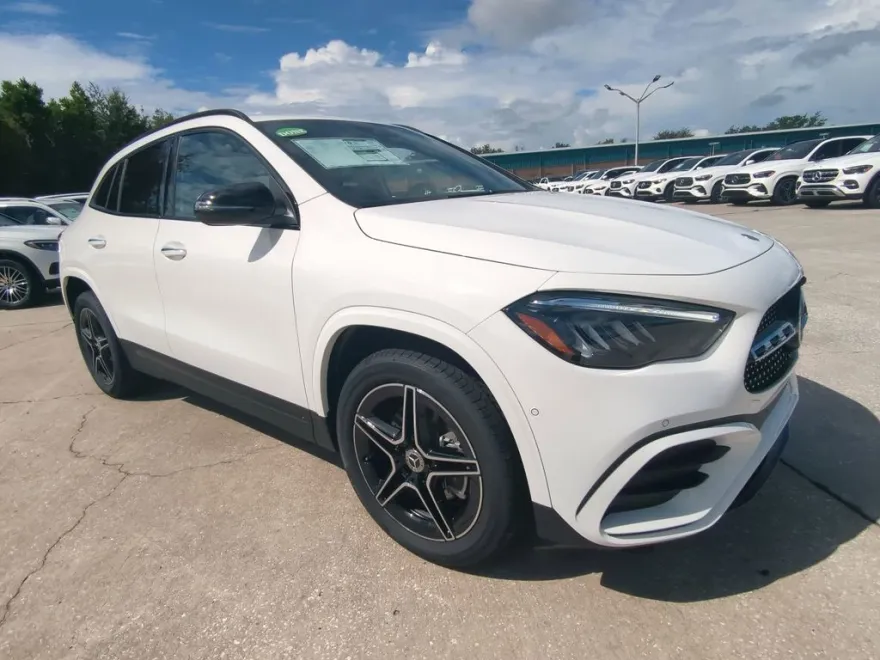 2026 Mercedes Benz GLA 250 photo 1