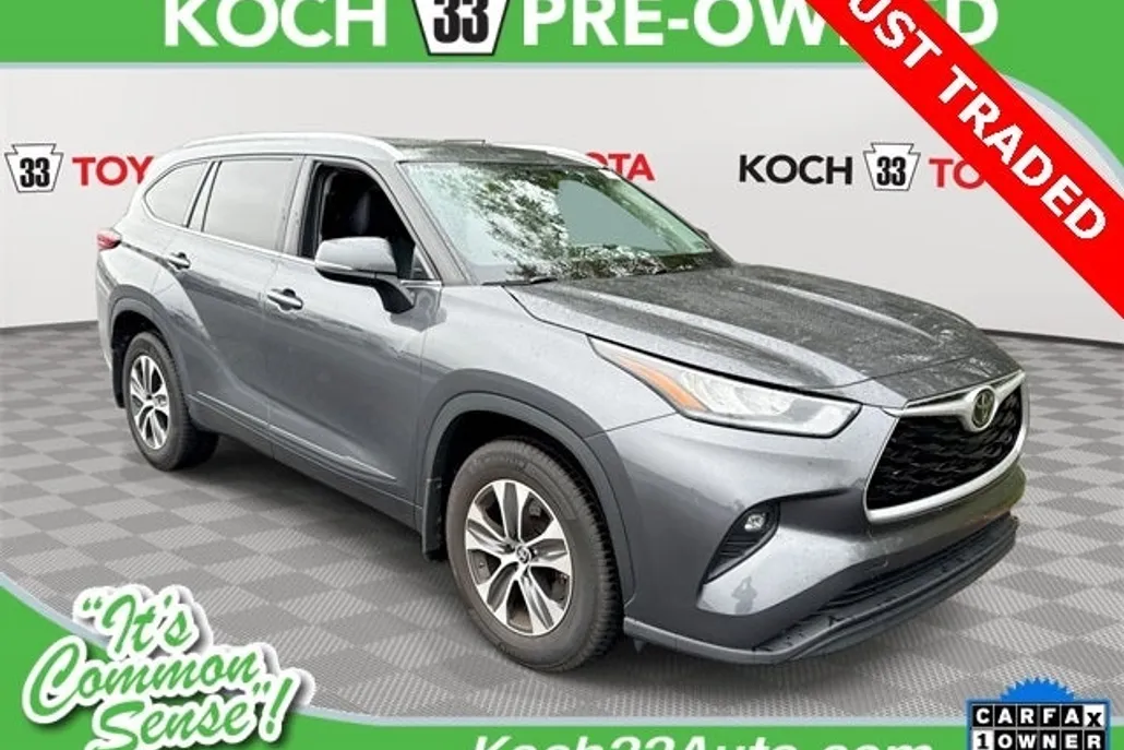 2020 Toyota Highlander XLE photo 1