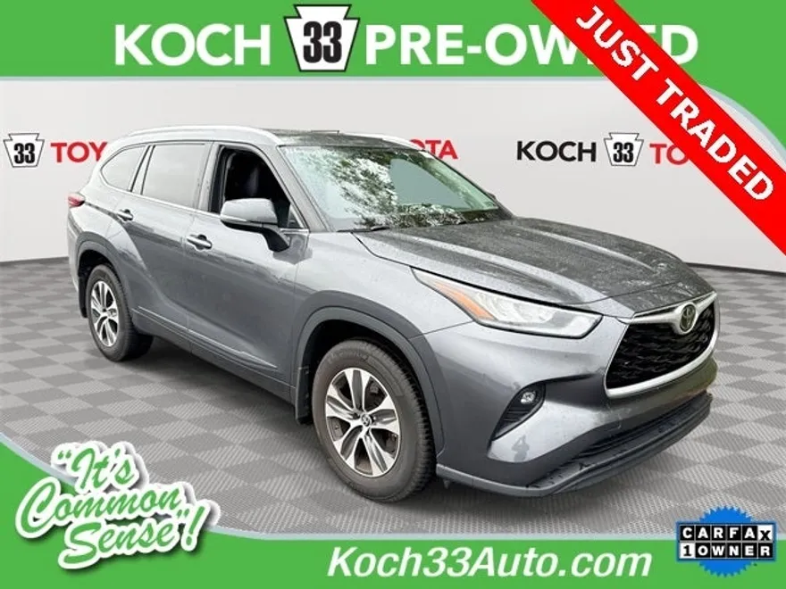 2020 Toyota Highlander XLE photo 1