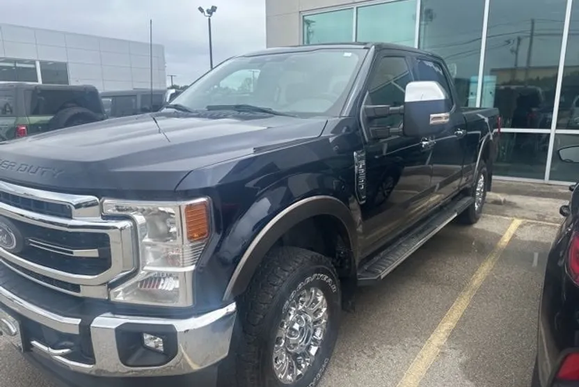 2022 Ford F-250 Lariat photo 1