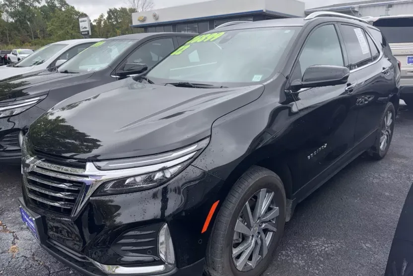 2022 Chevrolet Equinox Premier photo 1