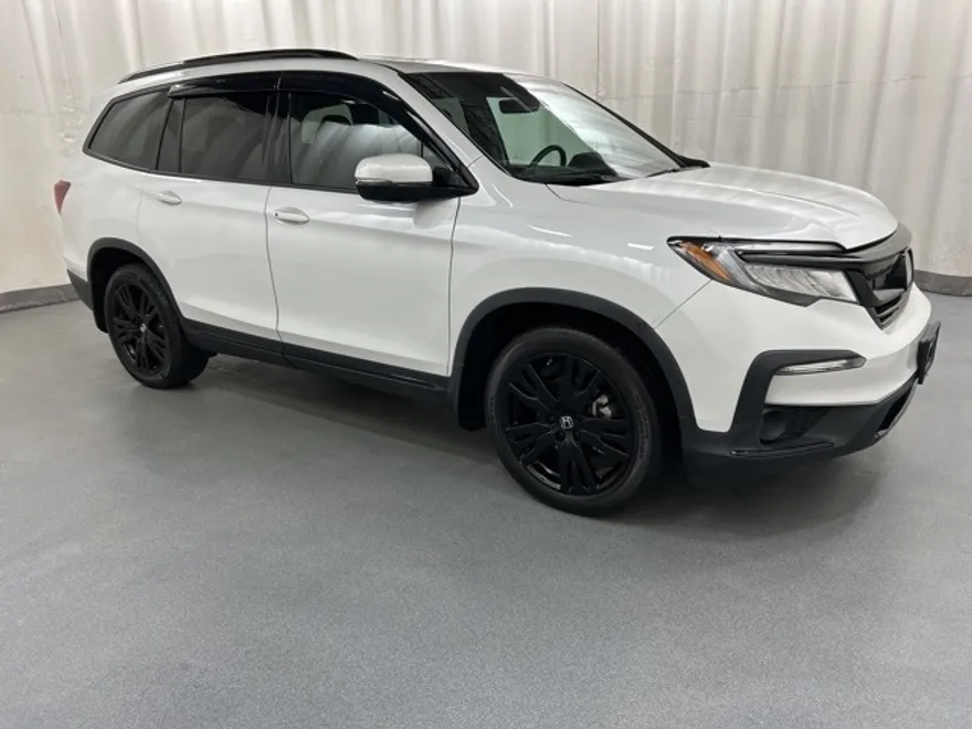 2022 Honda Pilot Black Edition photo 1