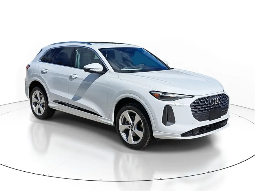 2025 Audi Q5 2.0T Premium Plus photo 1