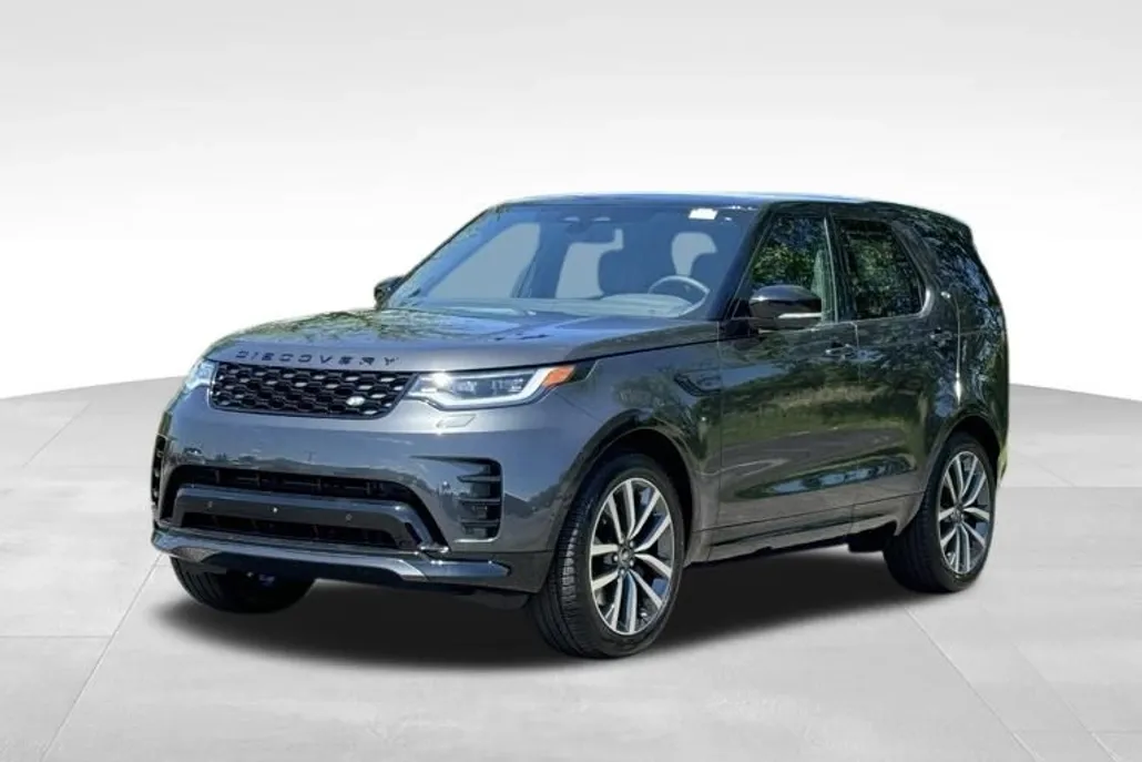 2024 Land Rover Discovery SE photo 1