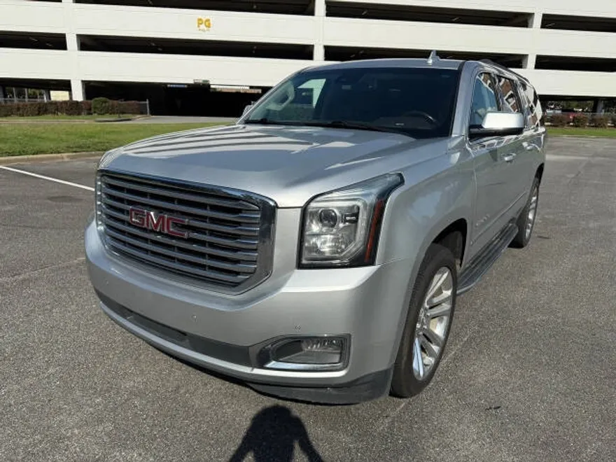 2019 Gmc Yukon XL SLT photo 1