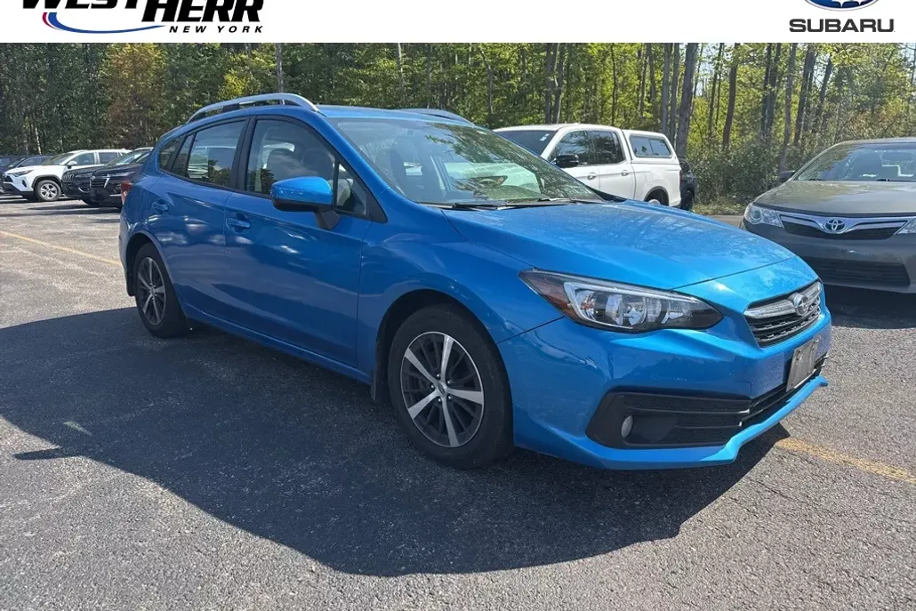2023 Subaru Impreza Premium photo 1
