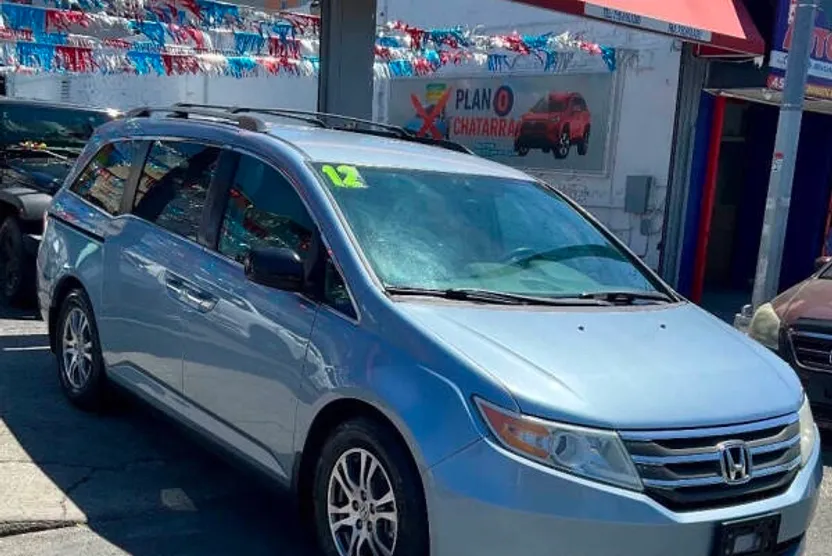 2012 Honda Odyssey EX photo 1