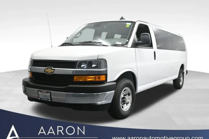 2024 Chevrolet Express 3500 LT Passenger Van photo 1