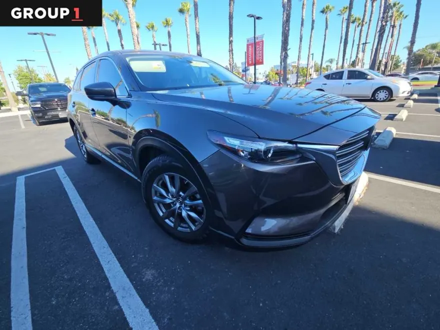 2019 Mazda CX-9 Touring photo 1