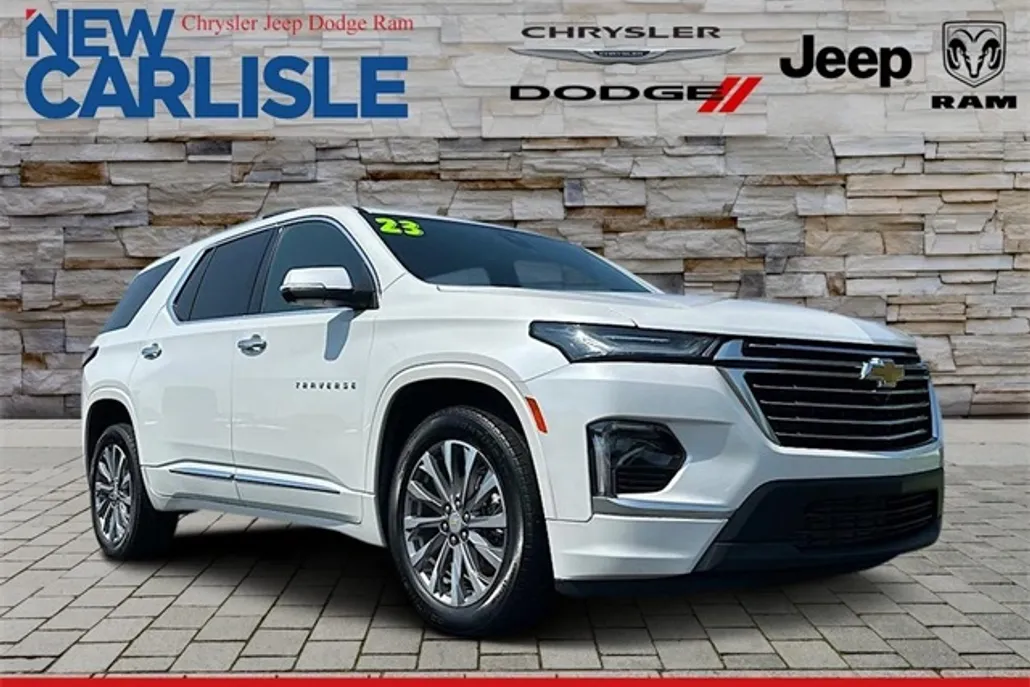 2023 Chevrolet Traverse Premier photo 1