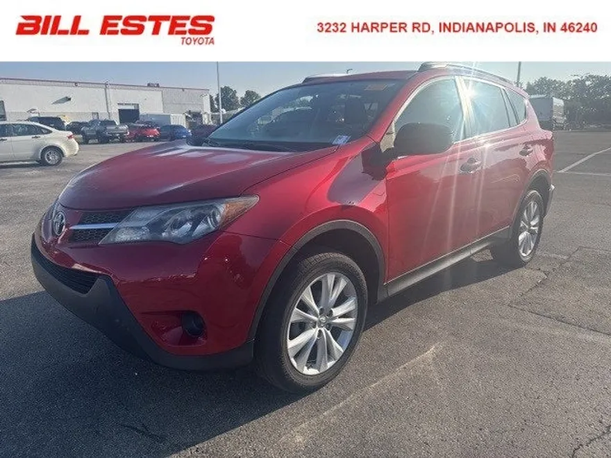 2013 Toyota RAV4 LE photo 1