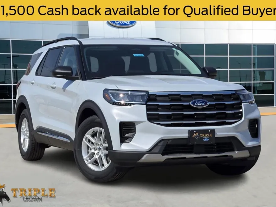 2025 Ford Explorer photo 1
