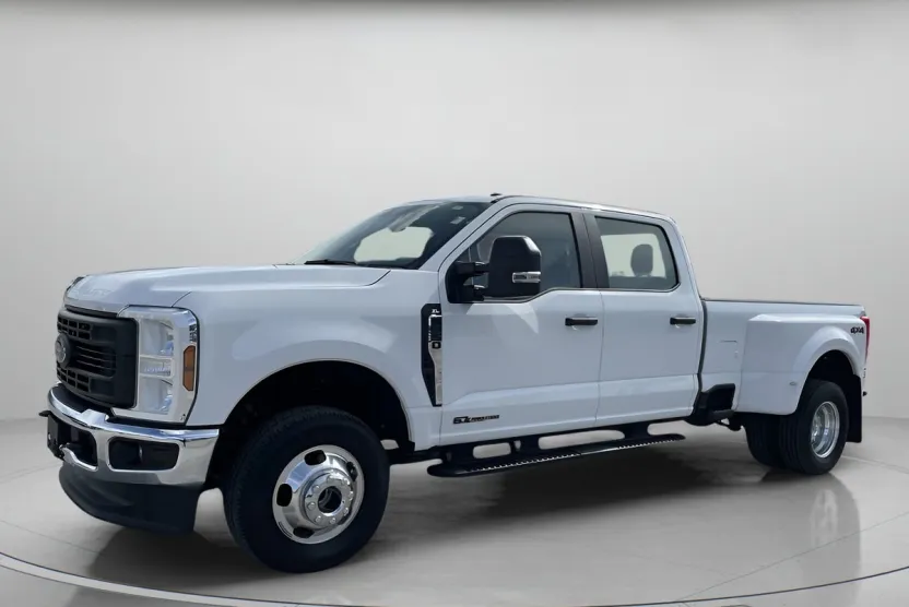 2024 Ford F-350 XL photo 1