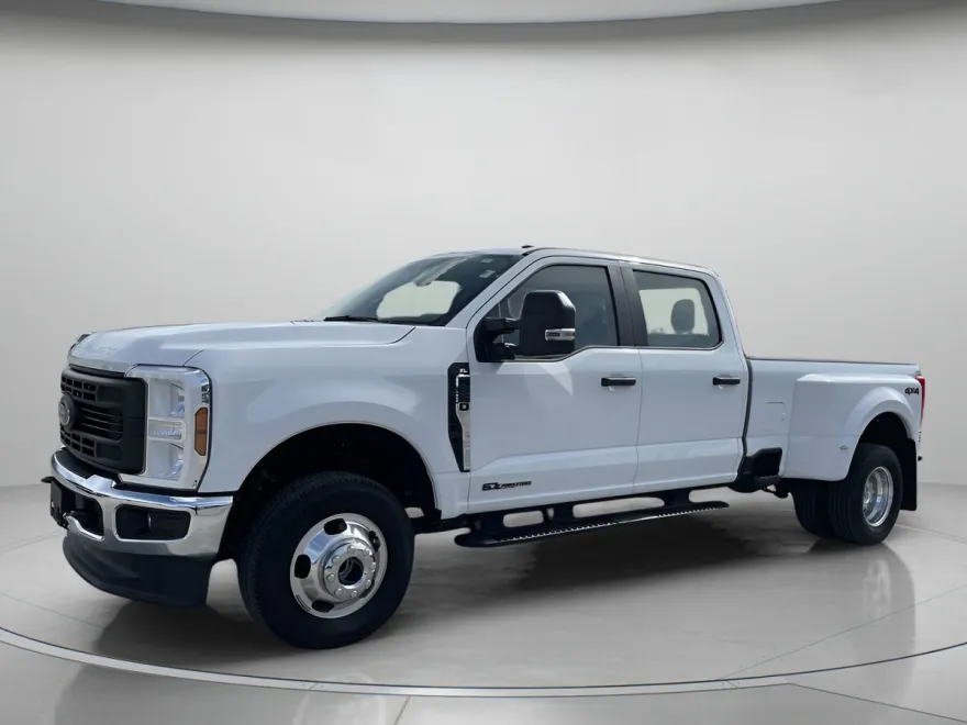 2024 Ford F-350 XL photo 1