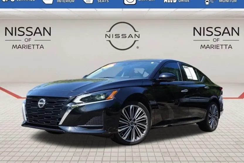 2023 Nissan Altima 2.5 SL photo 1