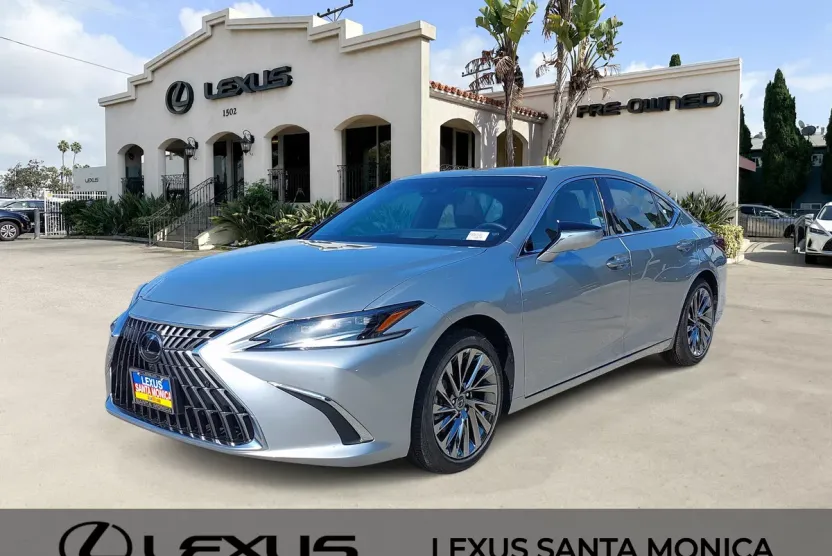 2025 Lexus ES 300h Luxury photo 1