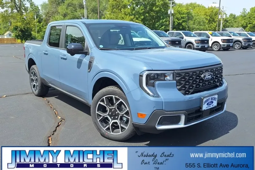 2025 Ford Maverick Lariat photo 1