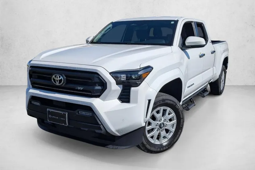2024 Toyota Tacoma SR5 photo 1